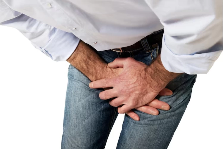کیست بیضه یا اسپرماتوسل؛ چه زمانی خطرناک میشود؟ کیست بیضه