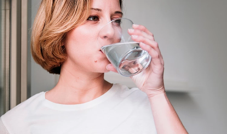 after IVF Embryo Transfer drink water after IVF Embryo Transfer drink water