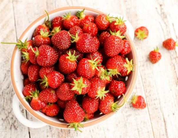 Berries are very useful in preventing breast cancer as they are rich in these antioxidants Berries are very useful in preventing breast cancer as they are rich in these antioxidants