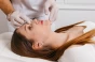 في اعادة عملية تجميل الانف، يتم إعادة تشكيل الأنف مرة أخرى وتصحيح جميع تشوهات الأنف.