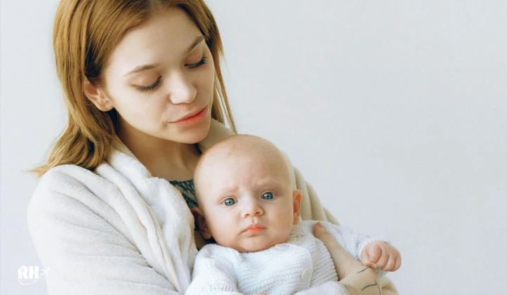 نوزاد حاصل از تخمک اهدایی شبیه چه کسانی میشود؟